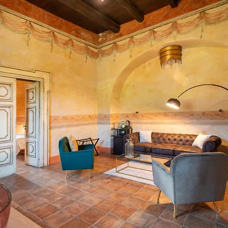 Castello Di Отель