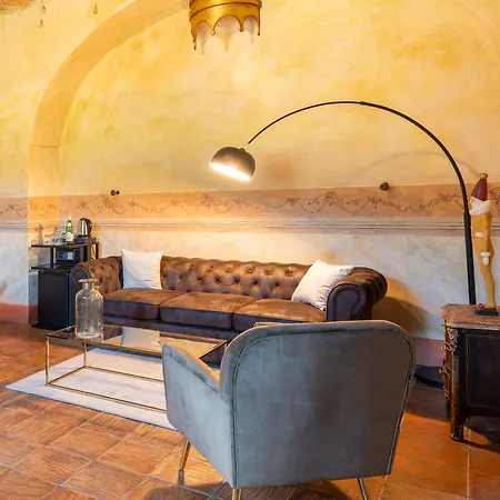 Szálloda Castello Di 4*