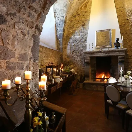 Castello Di Hotel