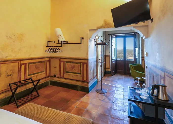 Castello Di מלון 4*